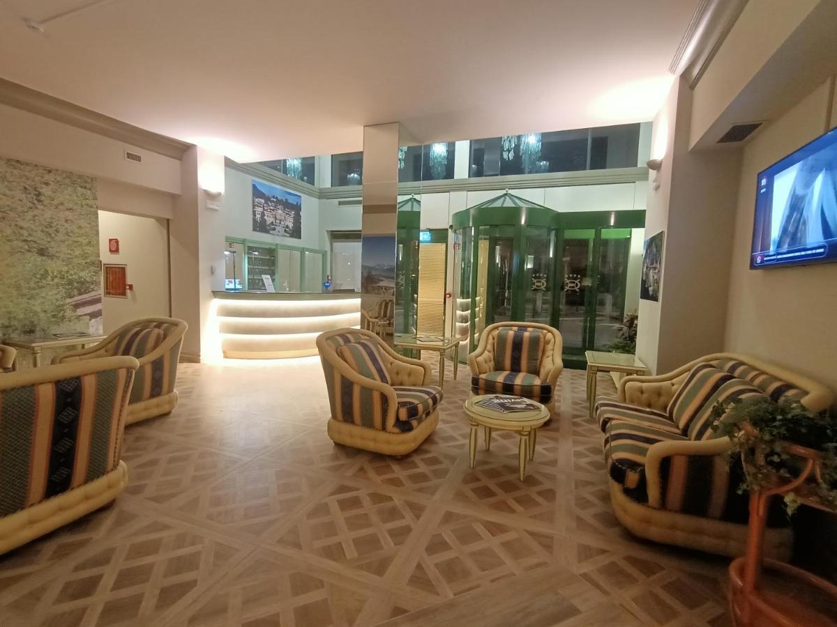 Crystal Hotel וארסה מראה חיצוני תמונה